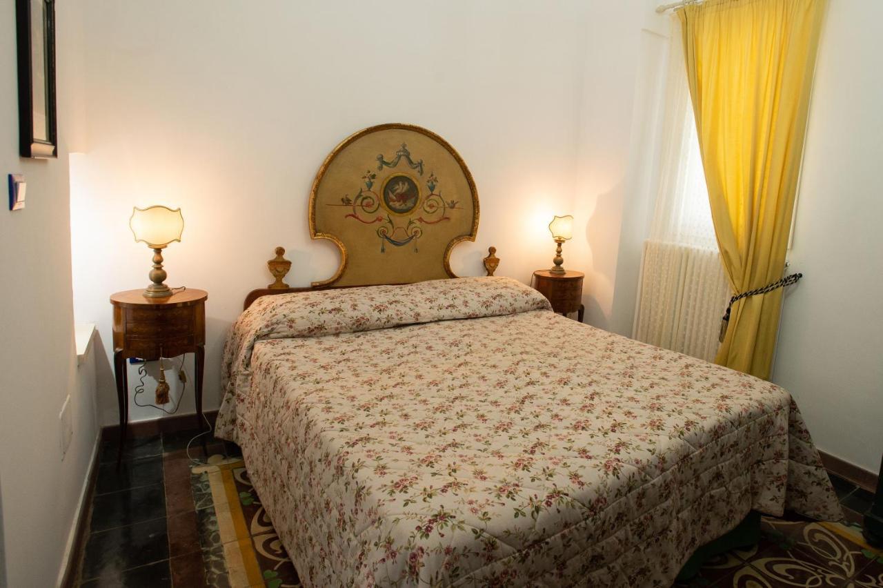 Апартаменты La Casa Nel Vico Мариттима Экстерьер фото